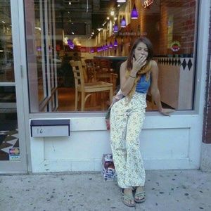 Vintage 1960s Floral Bell Bottom High Waste Pants